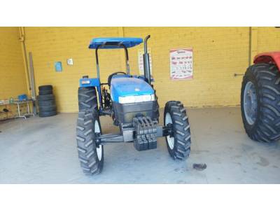 NEW HOLLAND - TRATOR - 2009/2009 - Azul - R$ 115.000,00