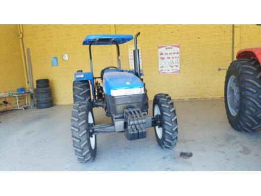 NEW HOLLAND - TRATOR - 2009/2009 - Azul - R$ 115.000,00