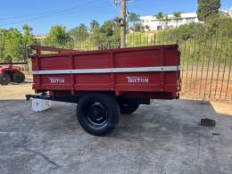 OUTRAS - CARRETA AGRÍCOLA - 2000/2000 - Vermelha - R$ 6.500,00