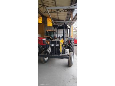 VALTRA - TRATOR 685 - 2006/2006 - Amarela - R$ 84.000,00