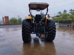 VALTRA - TRATOR A750 - 2016/2016 - Amarela - R$ 165.000,00