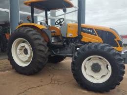 VALTRA - TRATOR A950 - 2021/2021 - Amarela - R$ 195.000,00