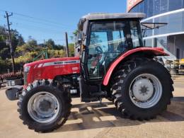 MASSEY FERGUSON - TRATOR 4275 - 2017/2017 - Vermelha - R$ 195.000,00