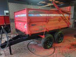 OUTRAS - CARRETA AGRÍCOLA - 2005/2005 - Vermelha - R$ 20.000,00