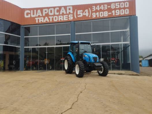 OUTRAS - TRATOR - 2014/2014 - Azul - R$ 148.000,00
