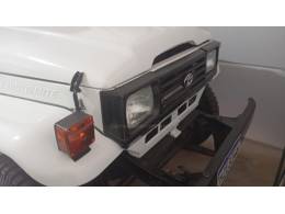 TOYOTA - BANDEIRANTE - 1991/1991 - Branca - R$ 95.000,00