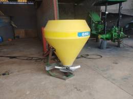 OUTRAS - SEMEADEIRA - 2010/2010 - Amarela - R$ 3.500,00