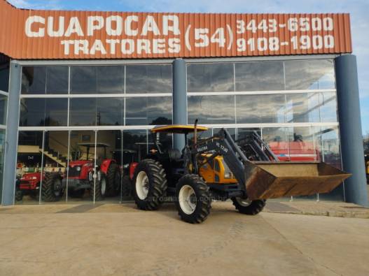 VALTRA - TRATOR A750 - 2011/2011 - Amarela - R$ 165.000,00