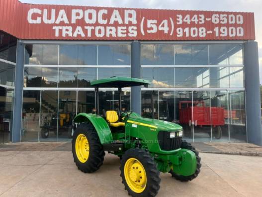 JOHN DEERE - TRATOR 5055 - 2015/2015 - Verde - R$ 132.000,00