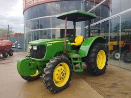 JOHN DEERE - TRATOR 5055 - 2014/2014 - Verde - R$ 125.000,00