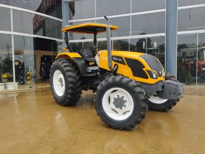 VALTRA - TRATOR A750 - 2016/2016 - Amarela - R$ 165.000,00