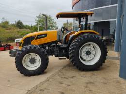 VALTRA - TRATOR A990 - 2023/2023 - Amarela - R$ 205.000,00