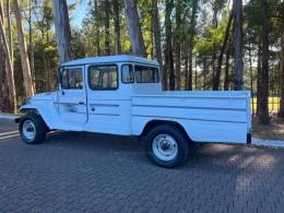 TOYOTA - BANDEIRANTE - 1995/1995 - Branca - R$ 140.000,00