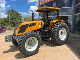 VALTRA - TRATOR A750 - 2018/2018 - Amarela - R$ 178.000,00